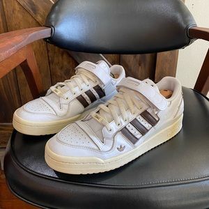 SOLD SP X ADIDAS FORUM LOW BROWN CREAM SZ. 11